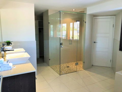 Riverfront Dream - Accommodation Mount Tamborine 30