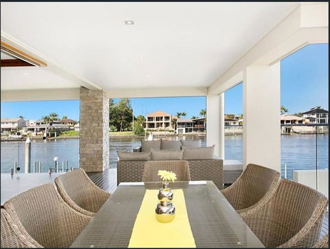 Riverfront Dream - Accommodation Mount Tamborine 28