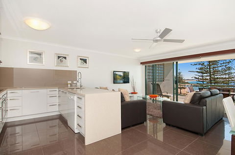 The Norfolks On Moffat Beach - Accommodation Mount Tamborine 35