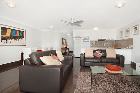 The Norfolks On Moffat Beach - Accommodation Mount Tamborine 27