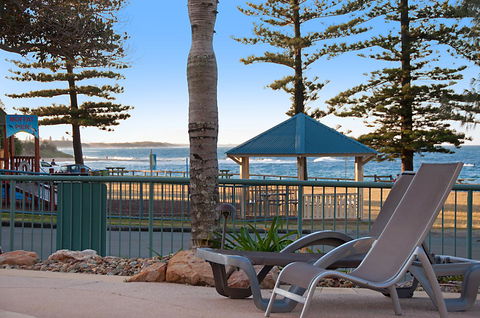 The Norfolks On Moffat Beach - Accommodation Mount Tamborine 5