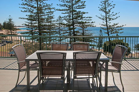 The Norfolks On Moffat Beach - Accommodation Mount Tamborine 19
