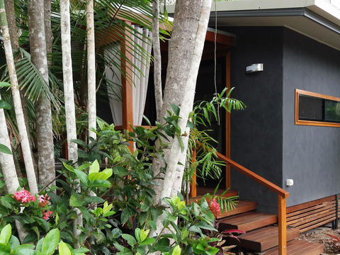 Forest Lodge: Little Villa - Accommodation Mount Tamborine 0