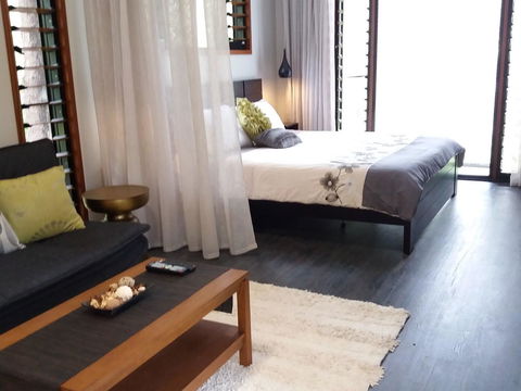 Forest Lodge: Little Villa - Accommodation Mount Tamborine 4