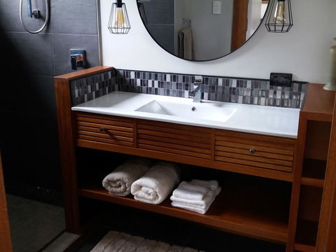 Forest Lodge: Little Villa - Accommodation Mount Tamborine 2