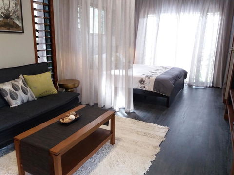 Forest Lodge: Little Villa - Accommodation Mount Tamborine 3