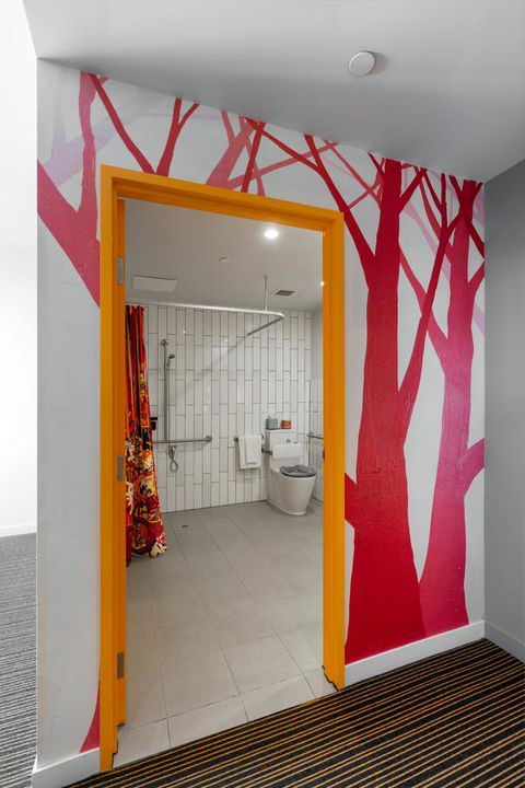 The Constance Fortitude Valley - Accommodation Mount Tamborine 3