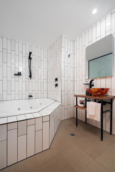 The Constance Fortitude Valley - Accommodation Mount Tamborine 7