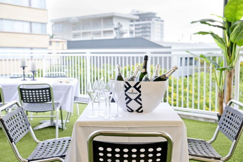 The Metropolitan Spring Hill - Accommodation Mount Tamborine 32