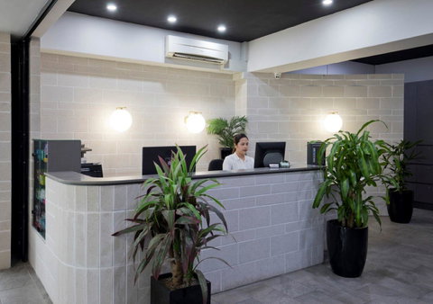 The Metropolitan Spring Hill - Accommodation Mount Tamborine 4