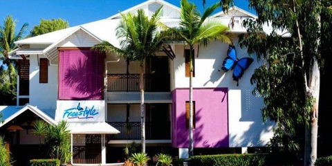 Freestyle Resort Port Douglas - Accommodation Mount Tamborine 5