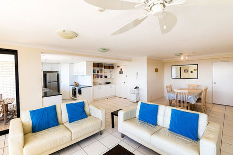 Burgess @ Kings Beach Apartments - Accommodation Mount Tamborine 1