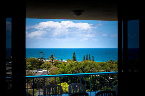 Burgess @ Kings Beach Apartments - Accommodation Mount Tamborine 23