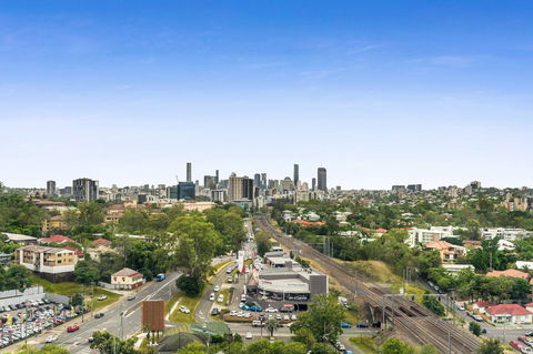 Essence Suites Taringa - Accommodation Mount Tamborine 18