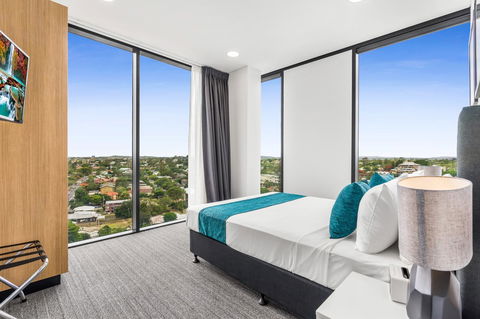 Essence Suites Taringa - Accommodation Mount Tamborine 4