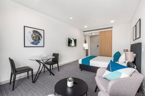Essence Suites Taringa - Accommodation Mount Tamborine 24
