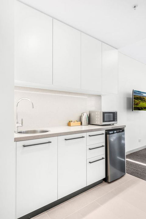 Essence Suites Taringa - Accommodation Mount Tamborine 33