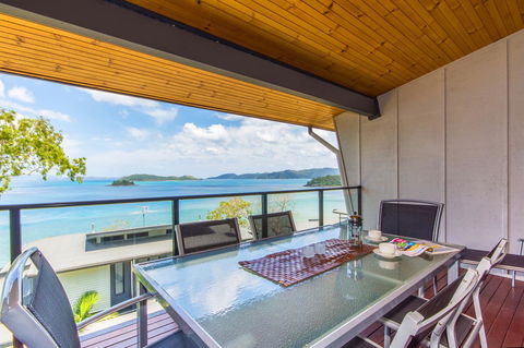 Shorelines Apartments On Hamilton Island By HIHA - Accommodation Mount Tamborine 1
