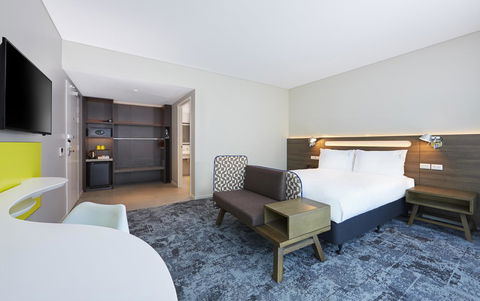 Holiday Inn Express Brisbane Central, An IHG Hotel - Accommodation Mount Tamborine 41