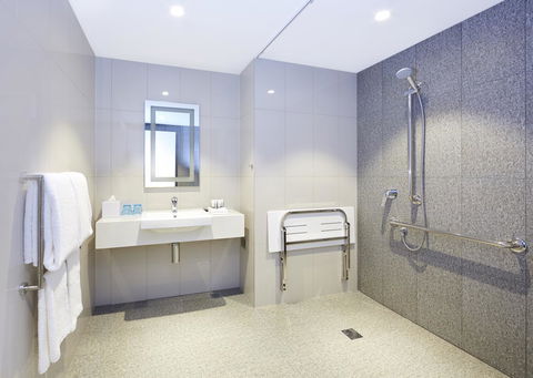 Holiday Inn Express Brisbane Central, An IHG Hotel - Accommodation Mount Tamborine 15