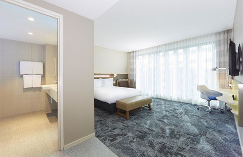 Holiday Inn Express Brisbane Central, An IHG Hotel - Accommodation Mount Tamborine 43