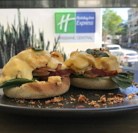 Holiday Inn Express Brisbane Central, An IHG Hotel - Accommodation Mount Tamborine 4