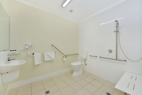 Cairns Queenslander Hotel & Apartments - Accommodation Mount Tamborine 38