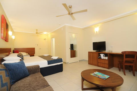 Cairns Queenslander Hotel & Apartments - Accommodation Mount Tamborine 15