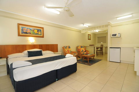 Cairns Queenslander Hotel & Apartments - Accommodation Mount Tamborine 22