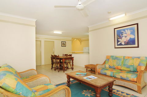 Cairns Queenslander Hotel & Apartments - Accommodation Mount Tamborine 14