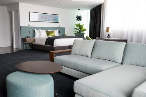 Eatons Hill Hotel - Accommodation Mount Tamborine 43