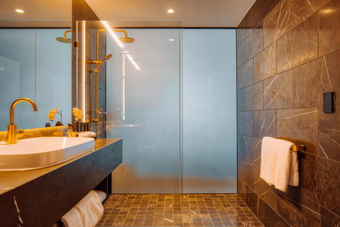 Eatons Hill Hotel - Accommodation Mount Tamborine 20