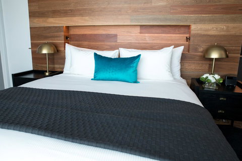 Eatons Hill Hotel - Accommodation Mount Tamborine 33