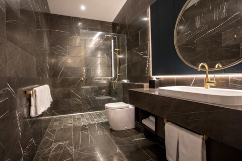 Eatons Hill Hotel - Accommodation Mount Tamborine 29