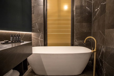 Eatons Hill Hotel - Accommodation Mount Tamborine 27