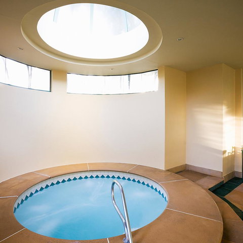 Mantra Crown Towers - Accommodation Mount Tamborine 12