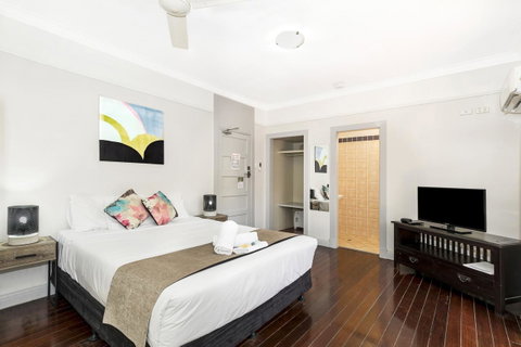 City Palms Brisbane - Accommodation Mount Tamborine 9