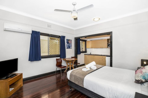 City Palms Brisbane - Accommodation Mount Tamborine 4