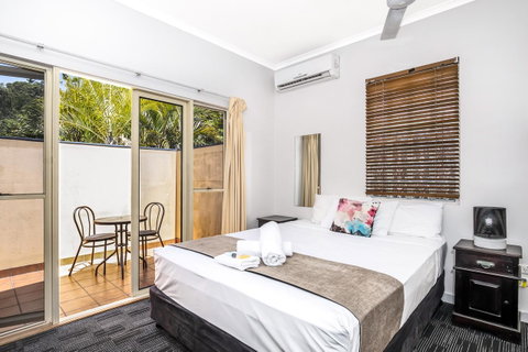 City Palms Brisbane - Accommodation Mount Tamborine 2