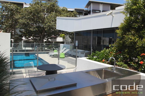 Code Apartments - Accommodation Mount Tamborine 20