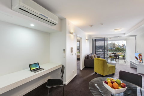 Code Apartments - Accommodation Mount Tamborine 41