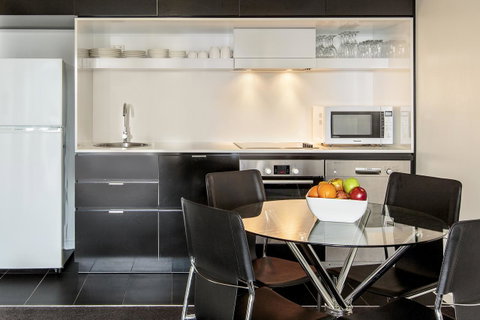 Code Apartments - Accommodation Mount Tamborine 26