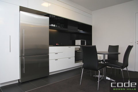 Code Apartments - Accommodation Mount Tamborine 22