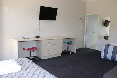 YAL Cairns - A Motel That Makes A Difference - Accommodation Mount Tamborine 21