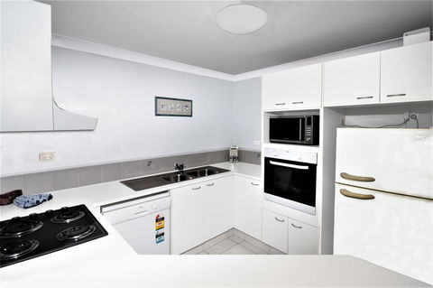 Key Largo Holiday Apartments - Accommodation Mount Tamborine 6