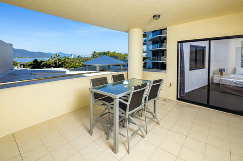 Jack And Newell Holiday Apartments - Accommodation Mount Tamborine 41