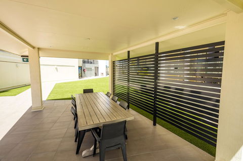 Jack And Newell Holiday Apartments - Accommodation Mount Tamborine 6