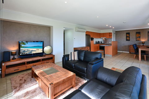 Oasis Apartments On Hamilton Island By HIHA - Accommodation Mount Tamborine 10