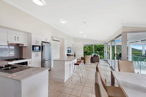 Oasis Apartments On Hamilton Island By HIHA - Accommodation Mount Tamborine 40