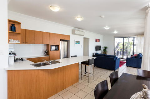 Oasis Apartments On Hamilton Island By HIHA - Accommodation Mount Tamborine 3